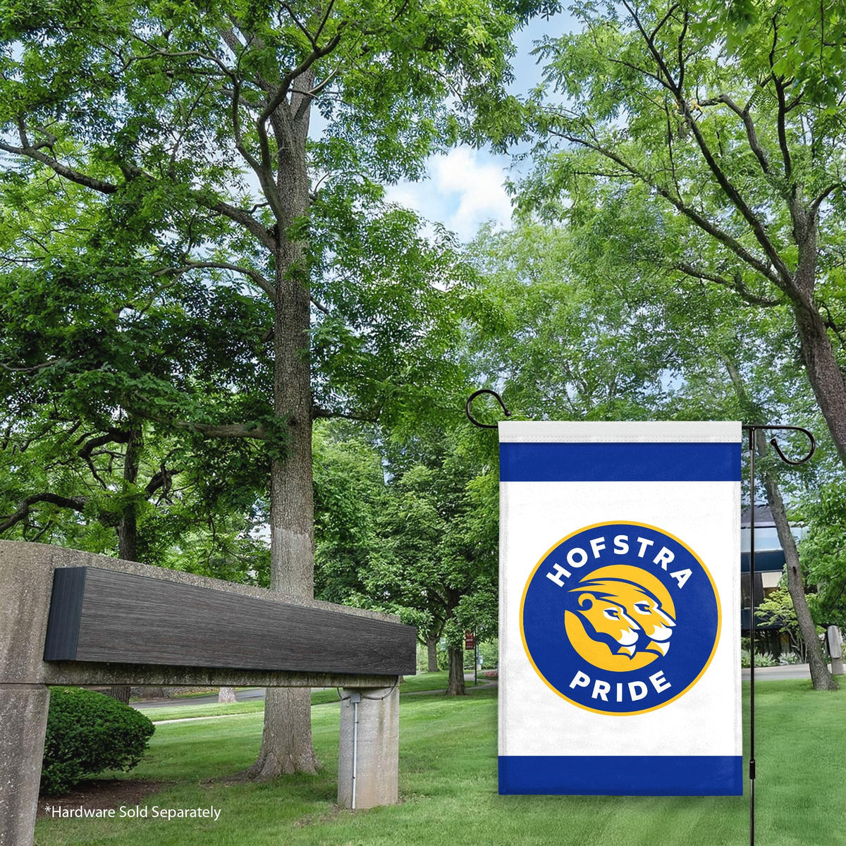 Hofstra University Garden Flag 12 x 18 inch